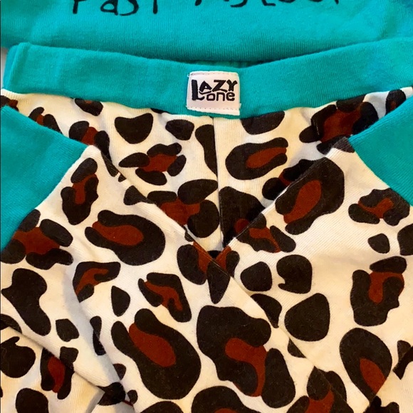 Kids Cheetah Pajama Set Rainforest Cafe - Picture 4 of 5